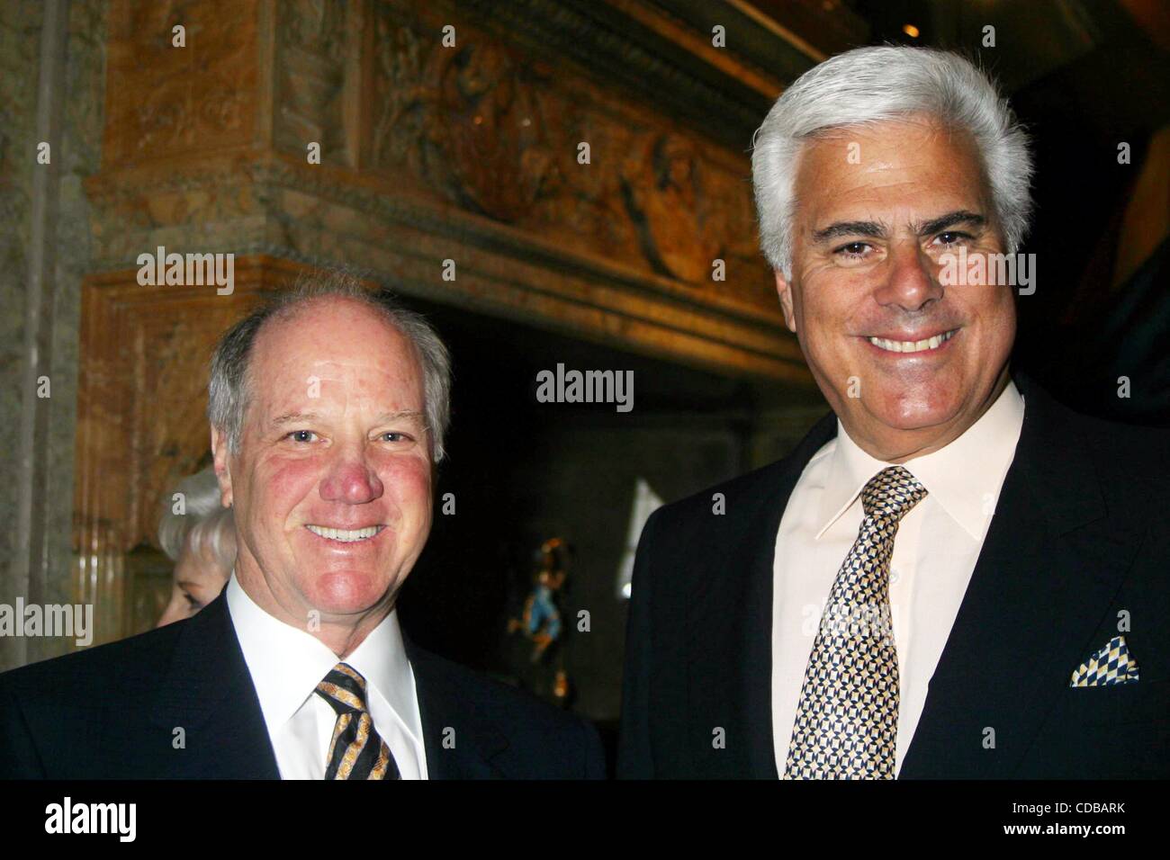 Rick Rosenfield K36352JBU.**EXCLUSIVE**.KATHY HILTON AT LE CIRQUE. SHE COOKED LUNCH FOR ...