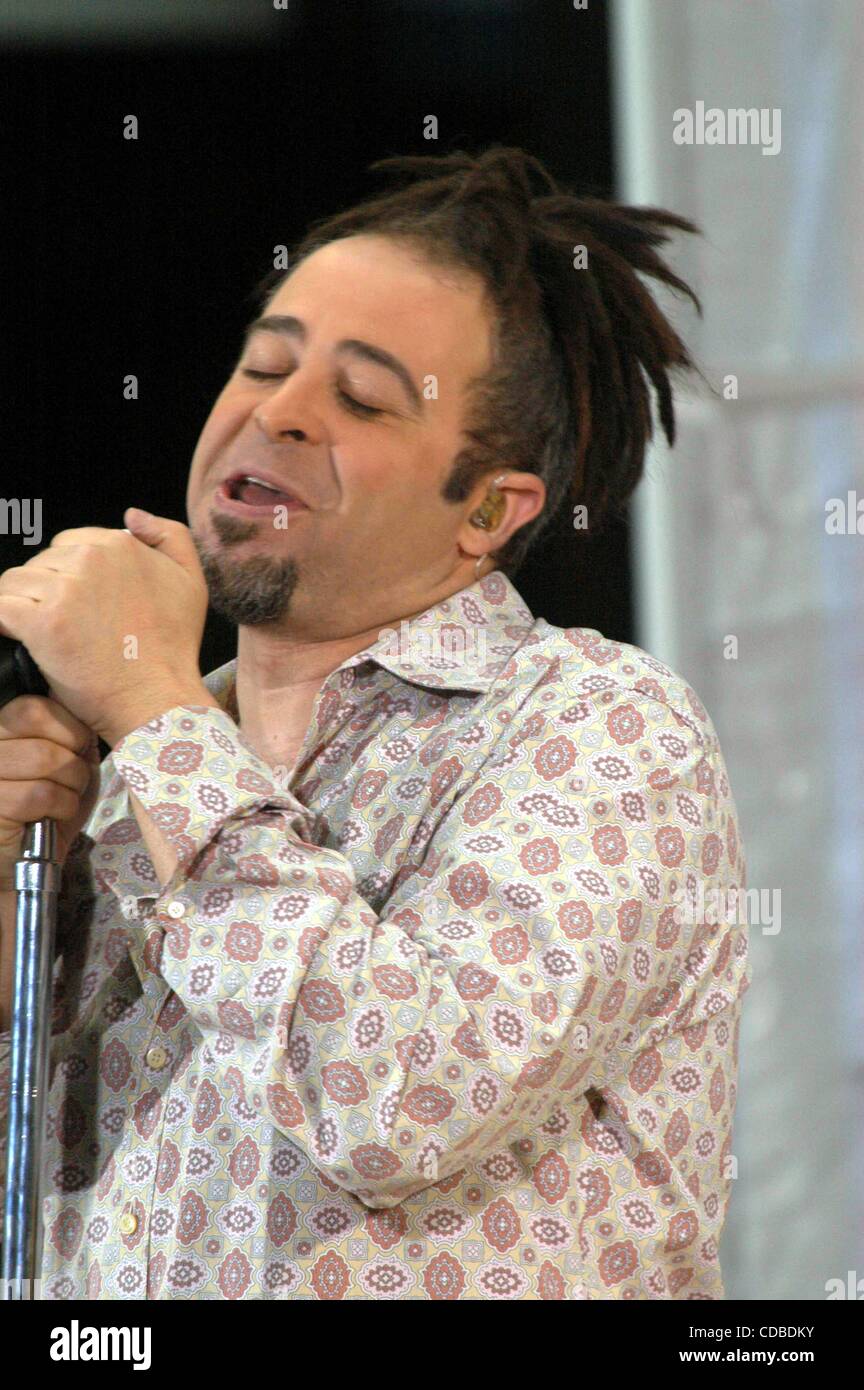K37588AR.COUNTING CROWS PERFORMING LIVE AT NBC TODAY SHOW'S SUMMER ...