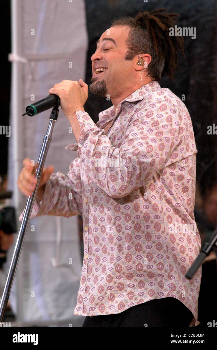 K37588AR.COUNTING CROWS PERFORMING LIVE AT NBC TODAY SHOW'S SUMMER ...