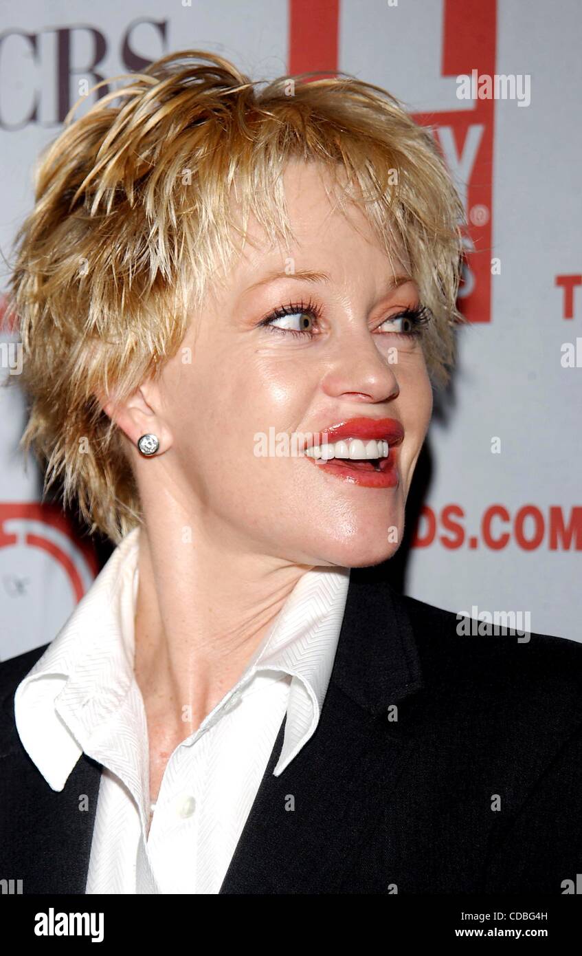 K30579AR. SD05/12/2003..MELANIE GRIFFITH AND JOHN LITHGOW ANNOUNCE THE 57TH  ANNUAL TONY AWARDS NOMINATIONS AT SARDI'S , NYC..MELANIE GRIFFITH.(Credit  Image: Â© Andrea Renault/Globe Photos/ZUMAPRESS.com Stock Photo - Alamy