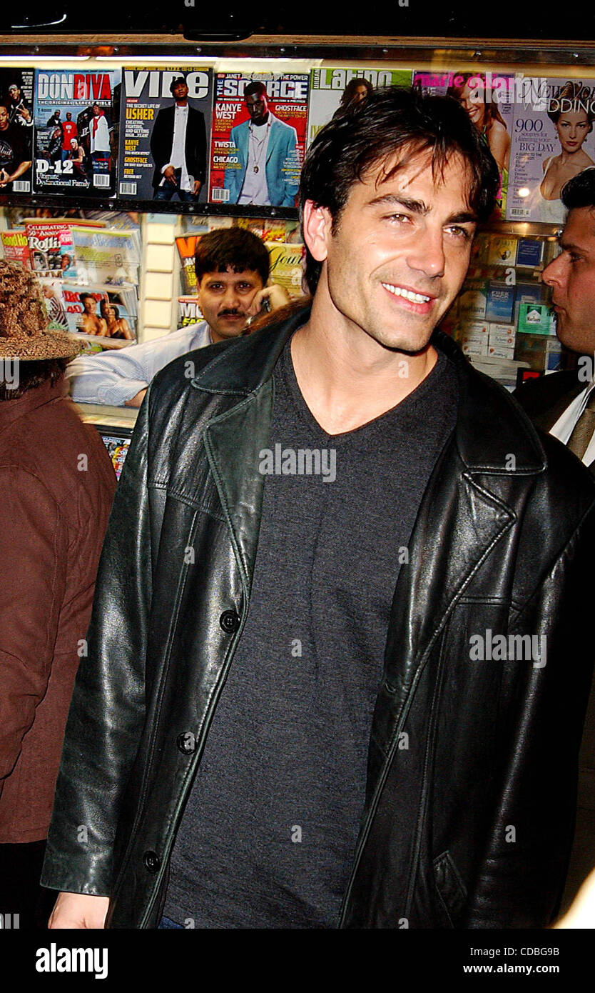 K36495AR.MICHAEL BERGIN ARRIVING AT GREENWICH VILLAGE BARNES & NOBLE TO SIGN COPIES OF HIS BOOK THE OTHER MAN: A LOVE STORY IN NEW YORK New York 4/1/2004.  .    /   2004.(Credit Image: Â© Andrea Renault/Globe Photos/ZUMAPRESS.com) Stock Photo