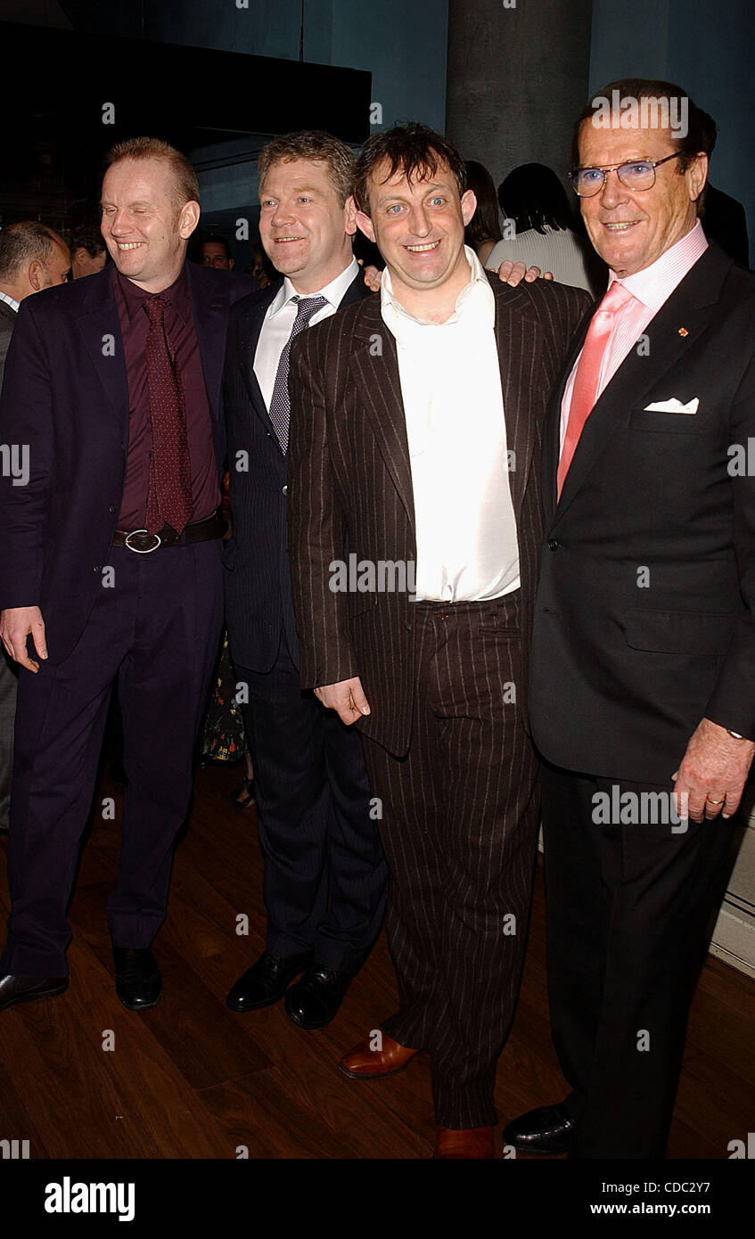 K29805AR          SD0331 .OPENING NIGHT AFTER PARTY FOR THE PLAY .''THE PLAY WHAT I WROTE''.NEW YORK New York .     /    2003 .SEAN FOLEY,KENNETH BRANAGH, HAMISH MCCOLL,.AND ROGER MOORE(Credit Image: Â© Andrea Renault/Globe Photos/ZUMAPRESS.com) Stock Photo