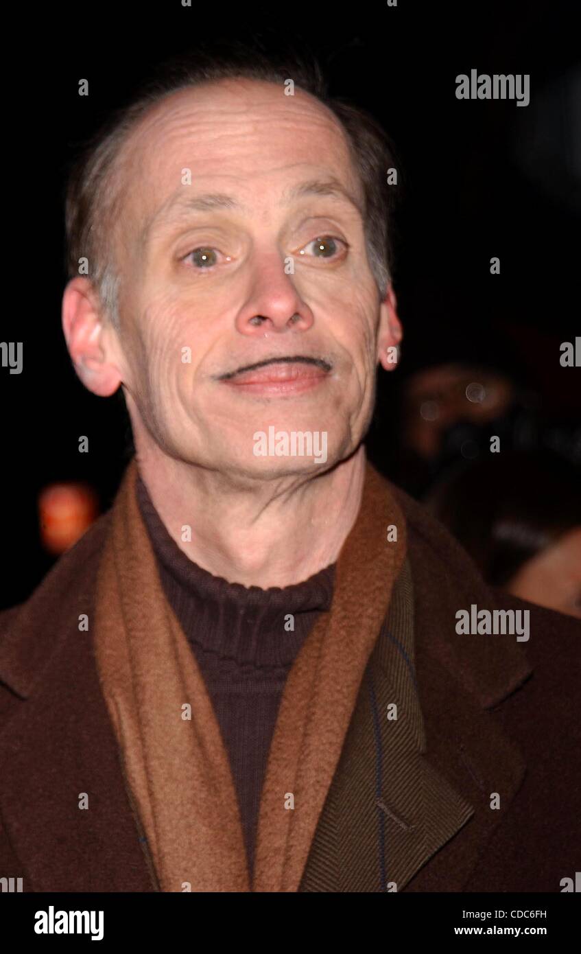 K29272AR   SD02/25/2003..A WORK IN PROGRESS, AN EVENING WITH ALEXANDER   PAYNE AT THE MOMA FILM AT THE GRAMERCY THEATRE, NYC..JOHN WATERS.(Credit Image: Â© Andrea Renault/Globe Photos/ZUMAPRESS.com) Stock Photo