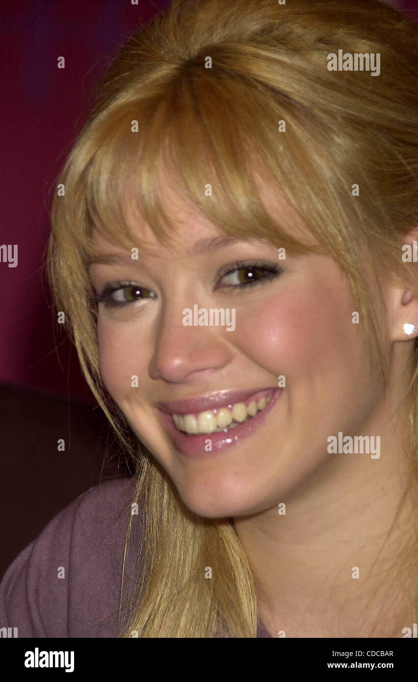 Lizzie mcguire leaked photos — pic 12