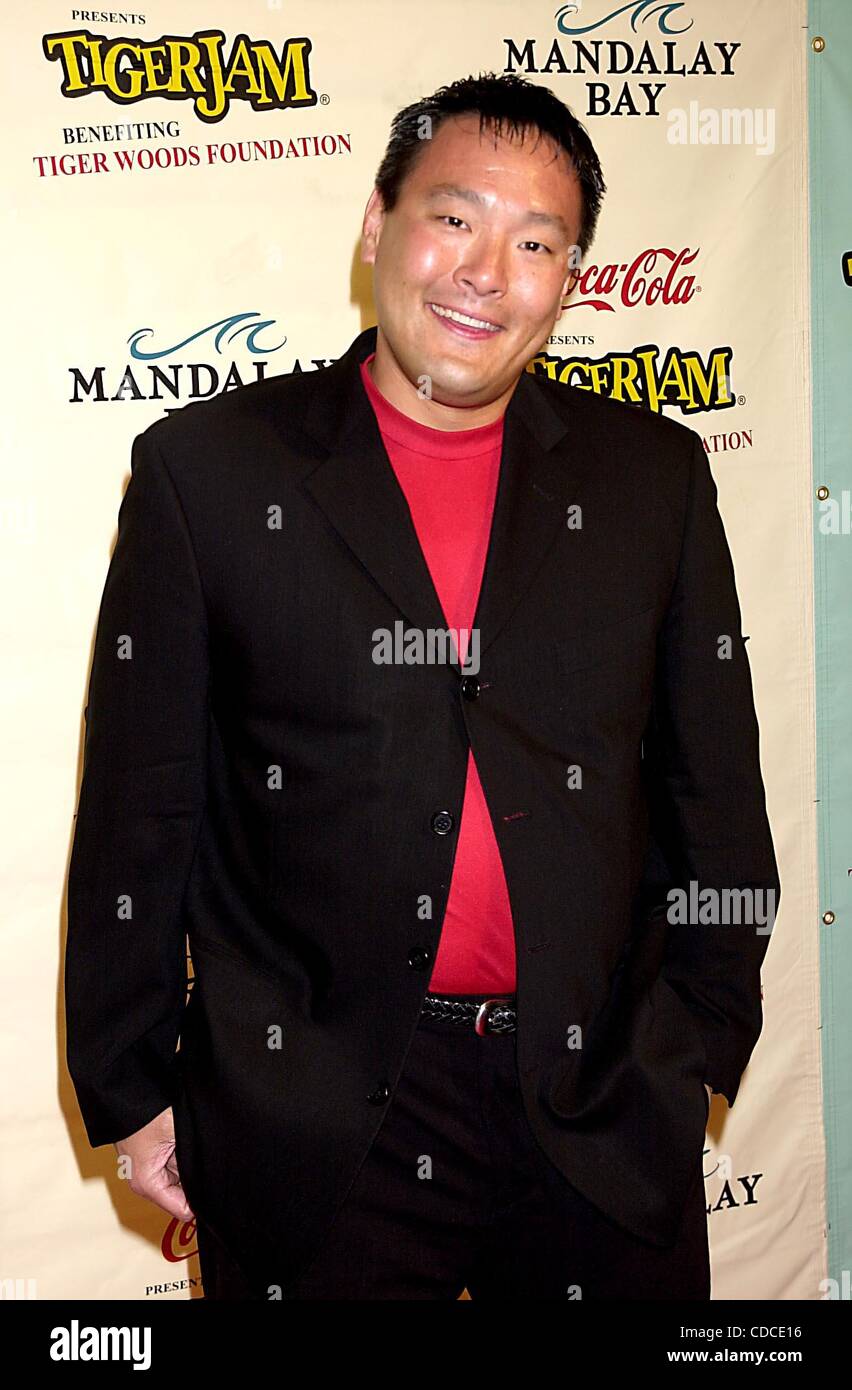 Ming tsai hi-res stock photography and images - Alamy