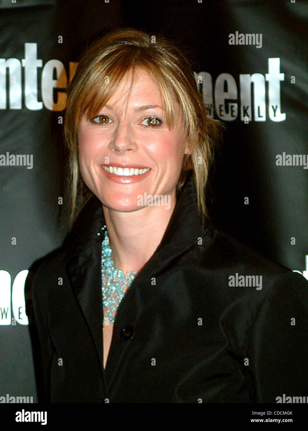 JULIE BOWEN .K29729ML.''ENTERAINMENT WEEKLY''.9TH ANNUAL ACADEMY AWARDS VIEWING OSCAR PARTY AT ELAINE'S IN NEW YORK New York.3/23/2003.  /    2003(Credit Image: Â© Mitchell Levy/Globe Photos/ZUMAPRESS.com) Stock Photo