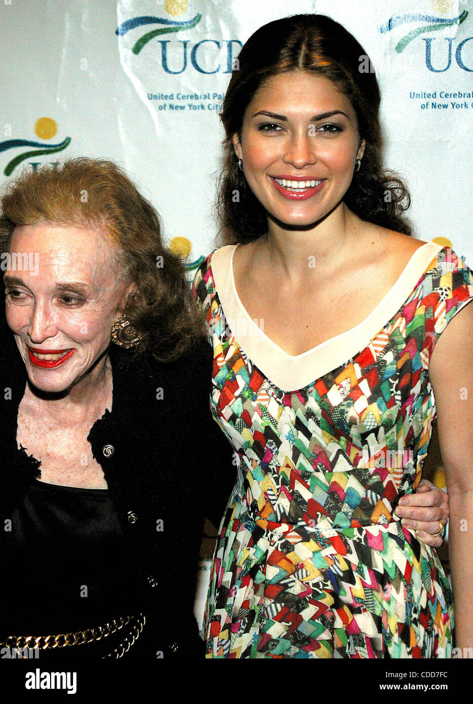 Jan. 1, 2011 - New York, New York, U.S. - HELEN GURLEY BROWN AND JUSTINE PASEK.K30511RM.UNITED CEREBRAL PALSY'S SECOND ANNUAL.''WOMEN WHO CARE LUNCHEON'' ..(WOMEN WITH OUTSTANDING ACHIEVEMENTS) AT THE REGENT WALL STREET BALLROOM IN NEW YORK New York.5/8/2003.  /    2003(Credit Image: Â© Rick Mackler Stock Photo