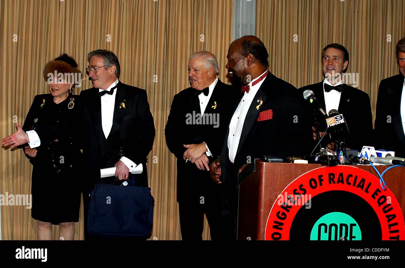 Jan. 1, 2011 - New York, New York, U.S. - CINDY ADAMS ROY INNIS BILL FRIST.K28604RM           SD0120.(C.O.R.E.) CONGRESS OF RACIAL EQUALITY'S ''19TH ANNUAL MARTIN LUTHER KING AMBASSADORIAL AWARDS DINNER''..SENATE MAJORITY LEADER BILL FRIST, TO JOIN C.O.R.E. IN HONORING (ROSA PARKS AND HANK AARON) WI Stock Photo