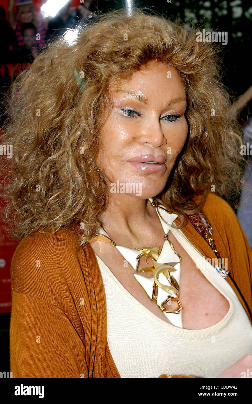 Jocelyn wildenstein hi-res stock photography and images - Alamy