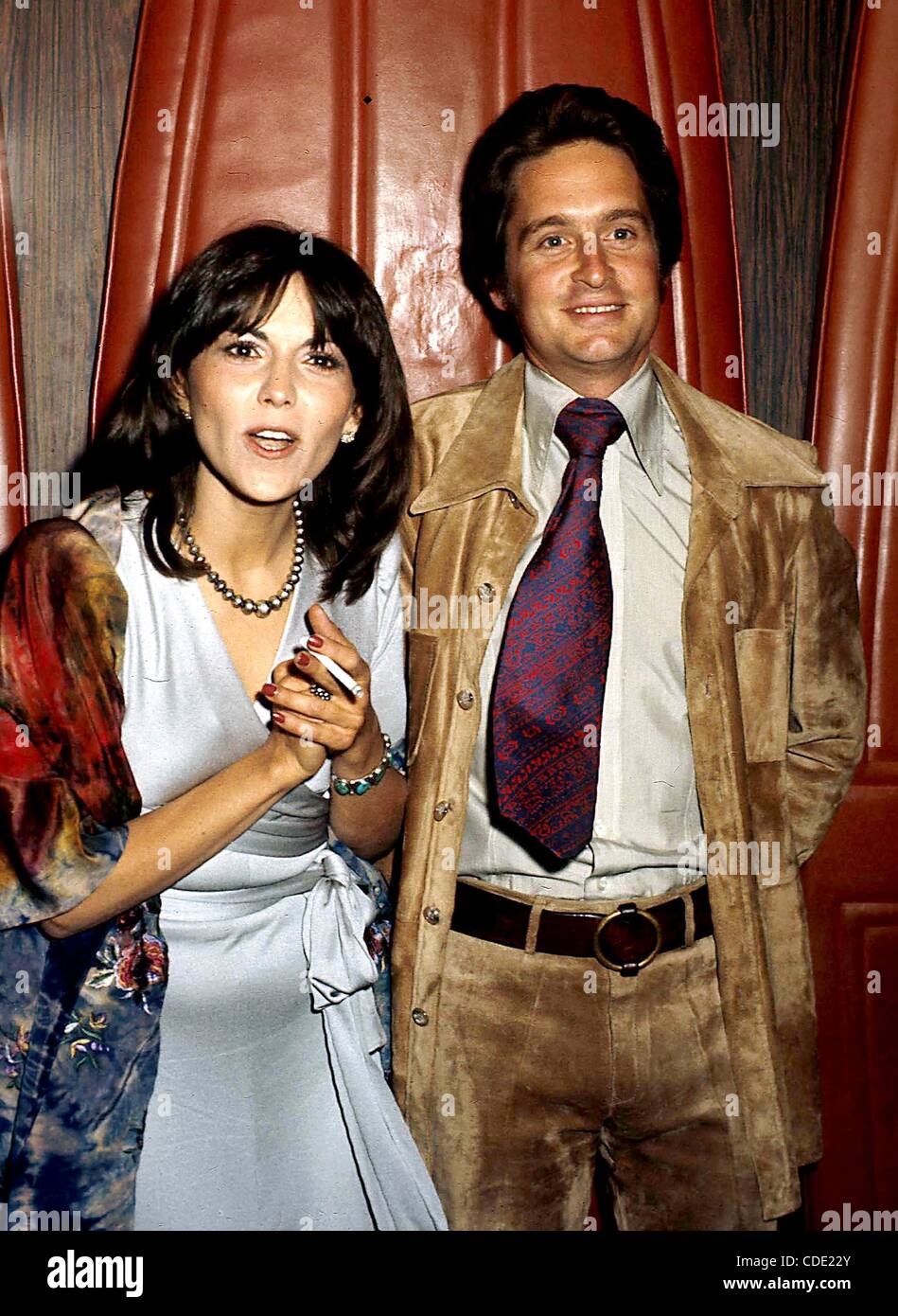 Featured image of post Michael Douglas And Brenda Vaccaro