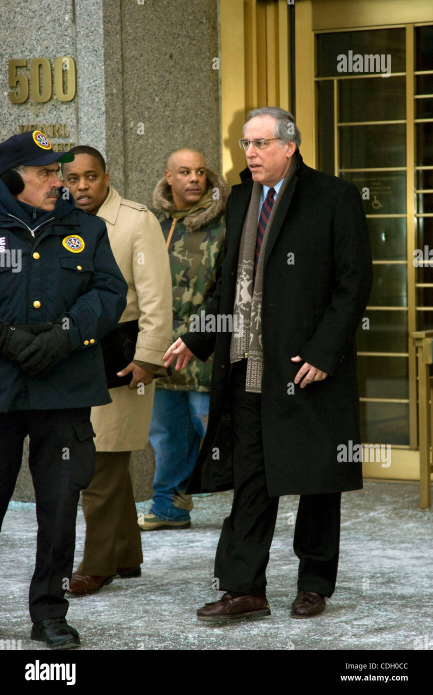 Jan 24, 2011 - New York, NY, USA - Ann Pettway, who allegedly kidnapped a baby in 1987, turned herself in and will be arraigned in federal court. Pettway's public defender Robert Baum, right, with Pettway family exits court after arraignment. (Credit Image: &#194;&#169; John Marshall Mantel/ZUMAPRE Stock Photo