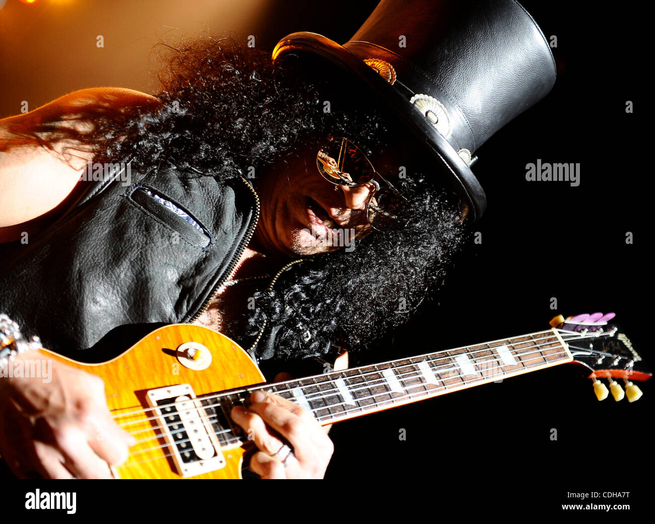 5,843 Slash Musician Stock Photos, High-Res Pictures, and Images - Getty  Images