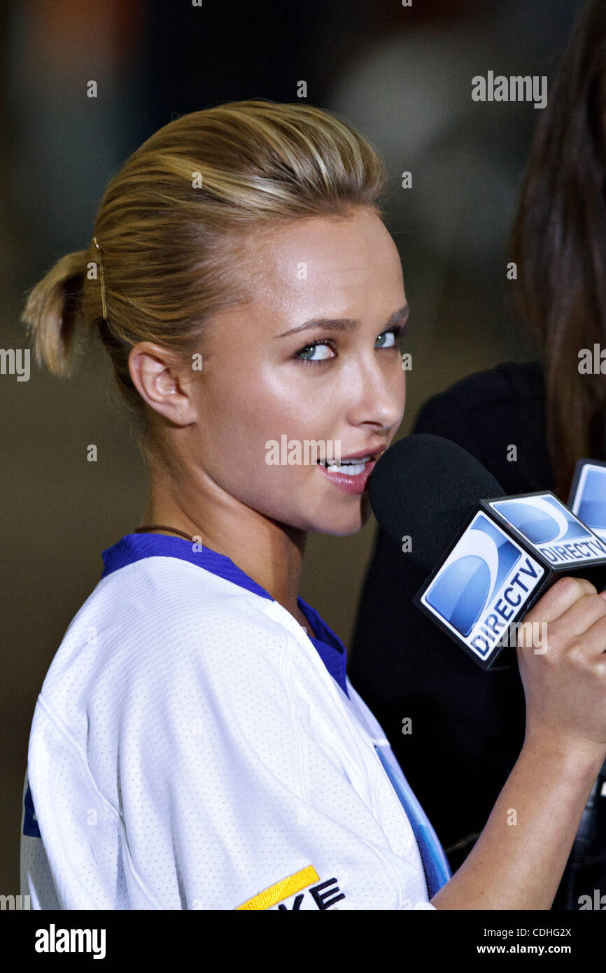 Feb. 5, 2011 - Dallas, Texas, US - Actress Hayden Panettiere participating in the DirecTV Celebrity Beach Bowl Bash during Super Bowl XLV week at Victory Park in Dallas, Texas. (Credit Image: © Andrew Dieb/Southcreek Global/ZUMAPRESS.com) Stock Photo