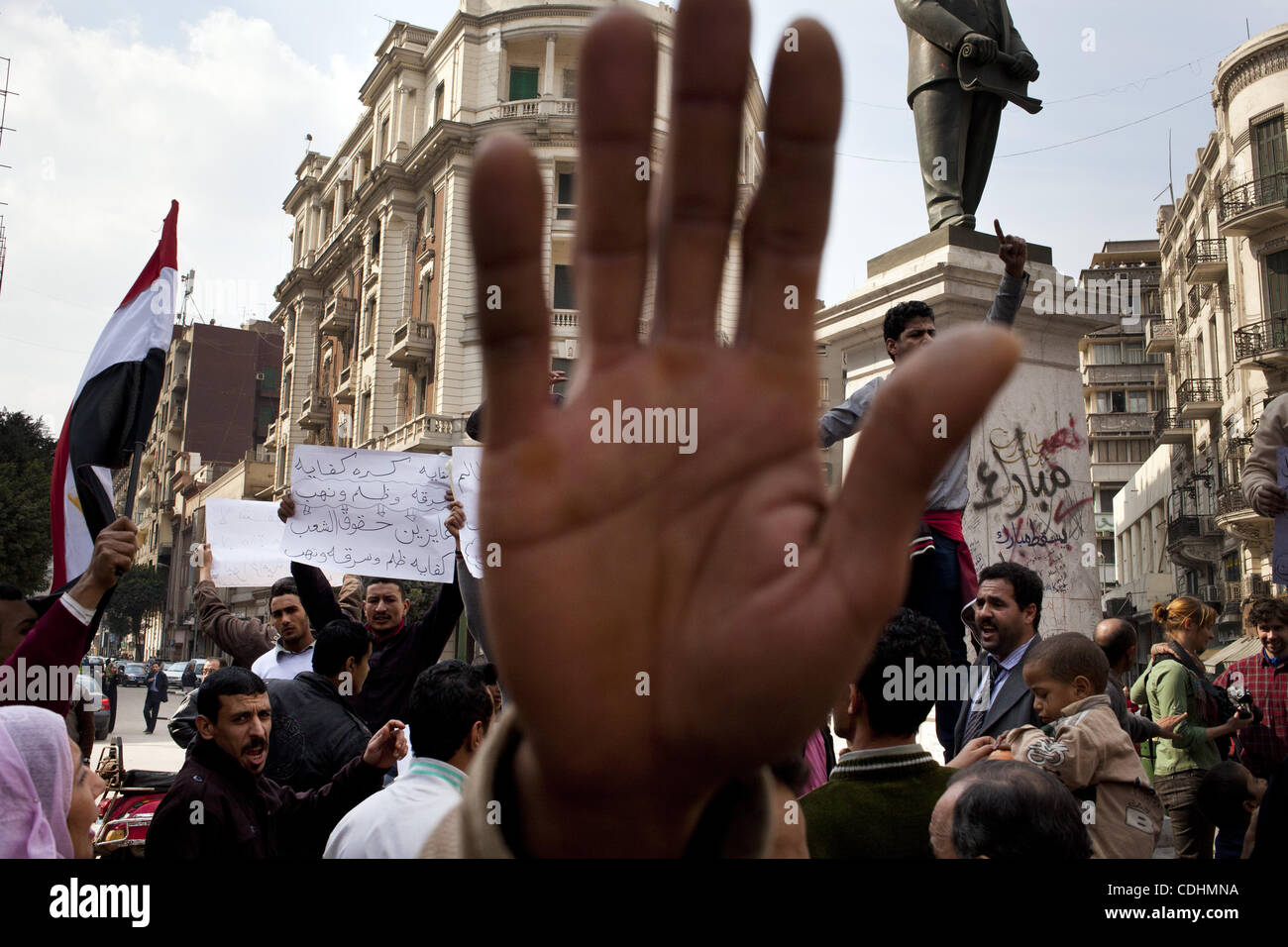 Feb. 9, 2011 - Cairo, Egypt - Smaller protests broke out in front of ...