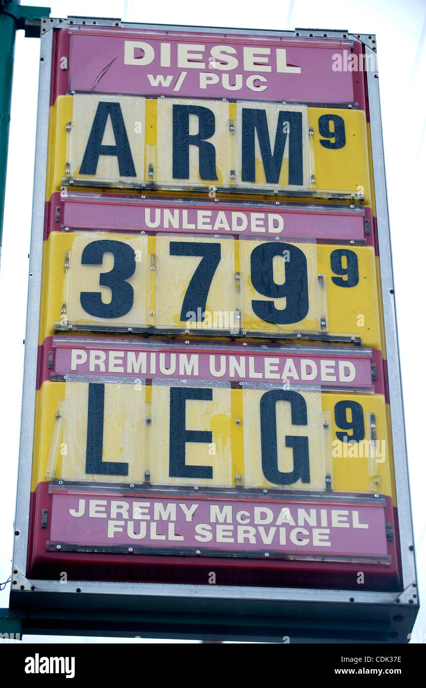 Arm Leg Gas High Resolution Stock Photography and Images Alamy