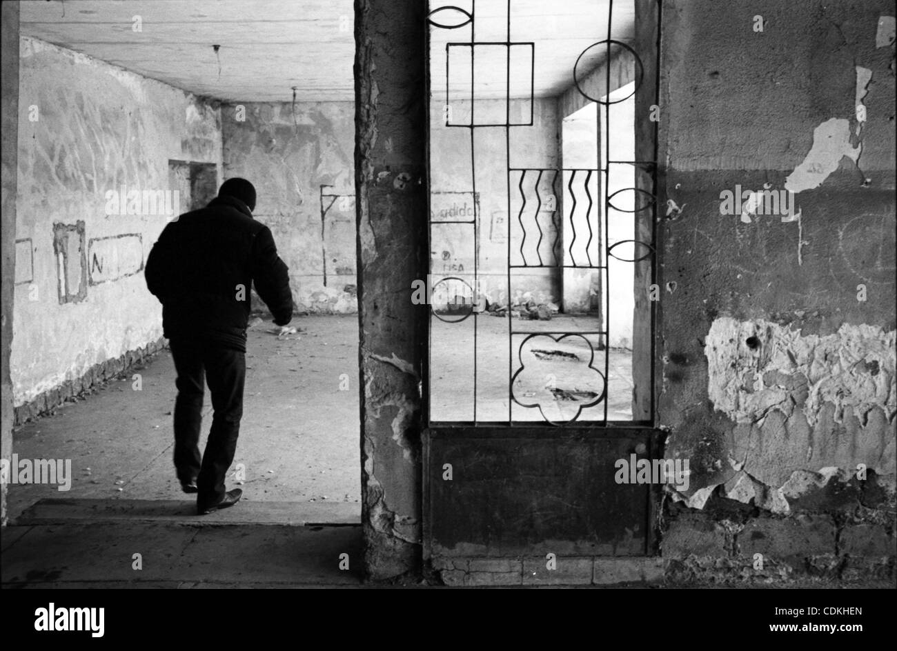 Earthquake in armenia 1988 Black and White Stock Photos & Images - Alamy