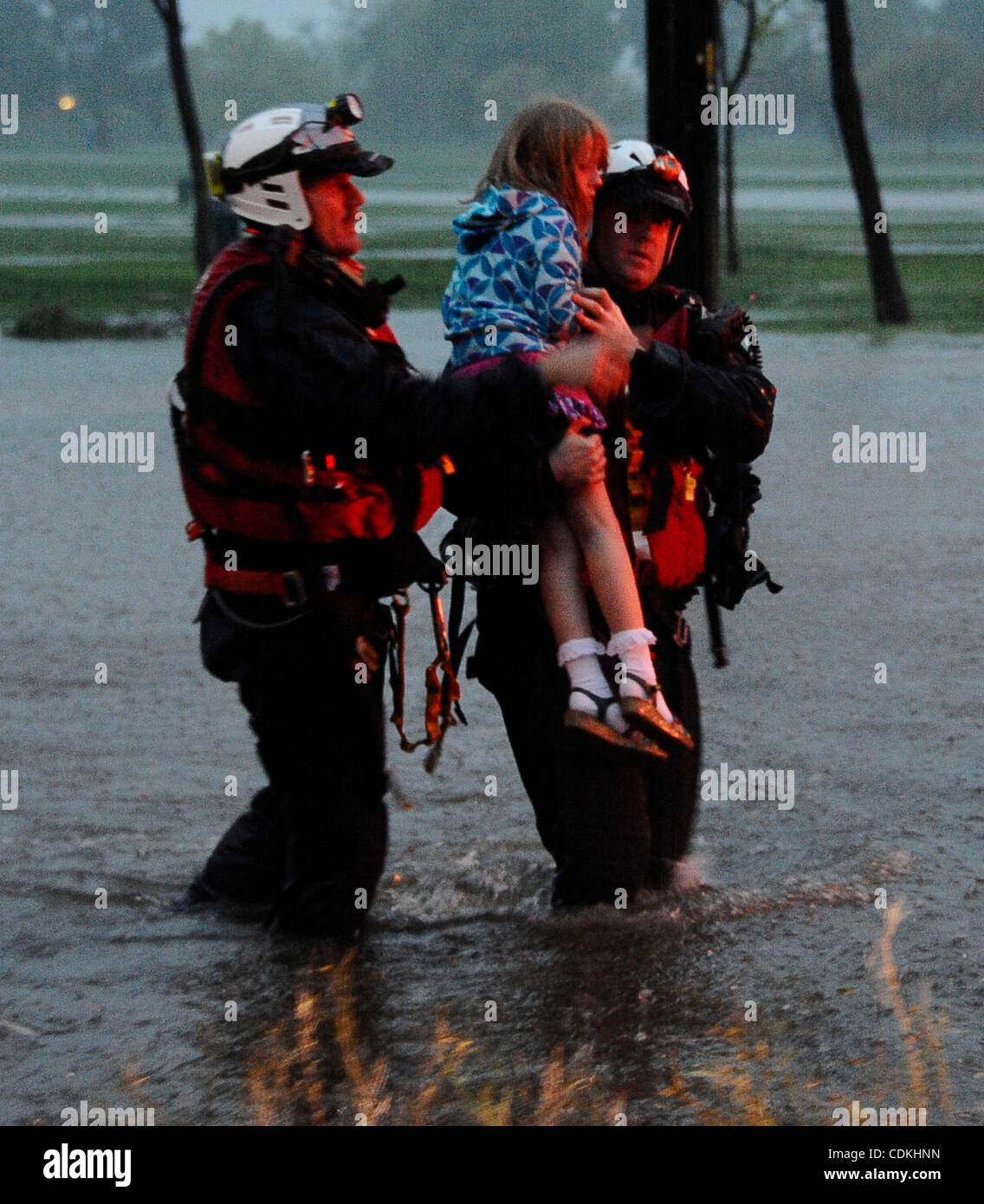 LA city fire swift water rescue teams help drivers from their cars that ...