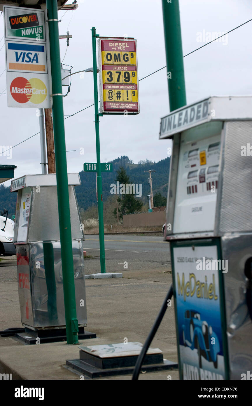 Yoncalla oregon hires stock photography and images Alamy