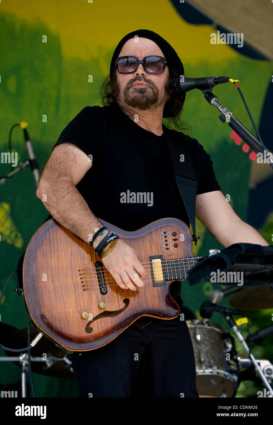 June 18, 2011 CrotononHudson, New York, USA Jackson Browne and