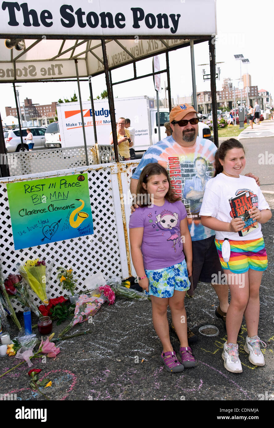 June 19, 2011 - Asbury Park, New Jersey, USA -  Fans gather at a memorial for E Street Band saxophonist Clarence Clemons at the Stone Pony, the nightclub known for featuring Bruce Springsteen at the start of his career.(Credit Image: © Brian Cahn/ZUMAPRESS.com) Stock Photo