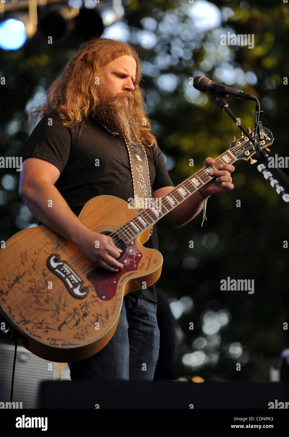 country-music-recording-artist-jamey-johnson-played-a-live-concert