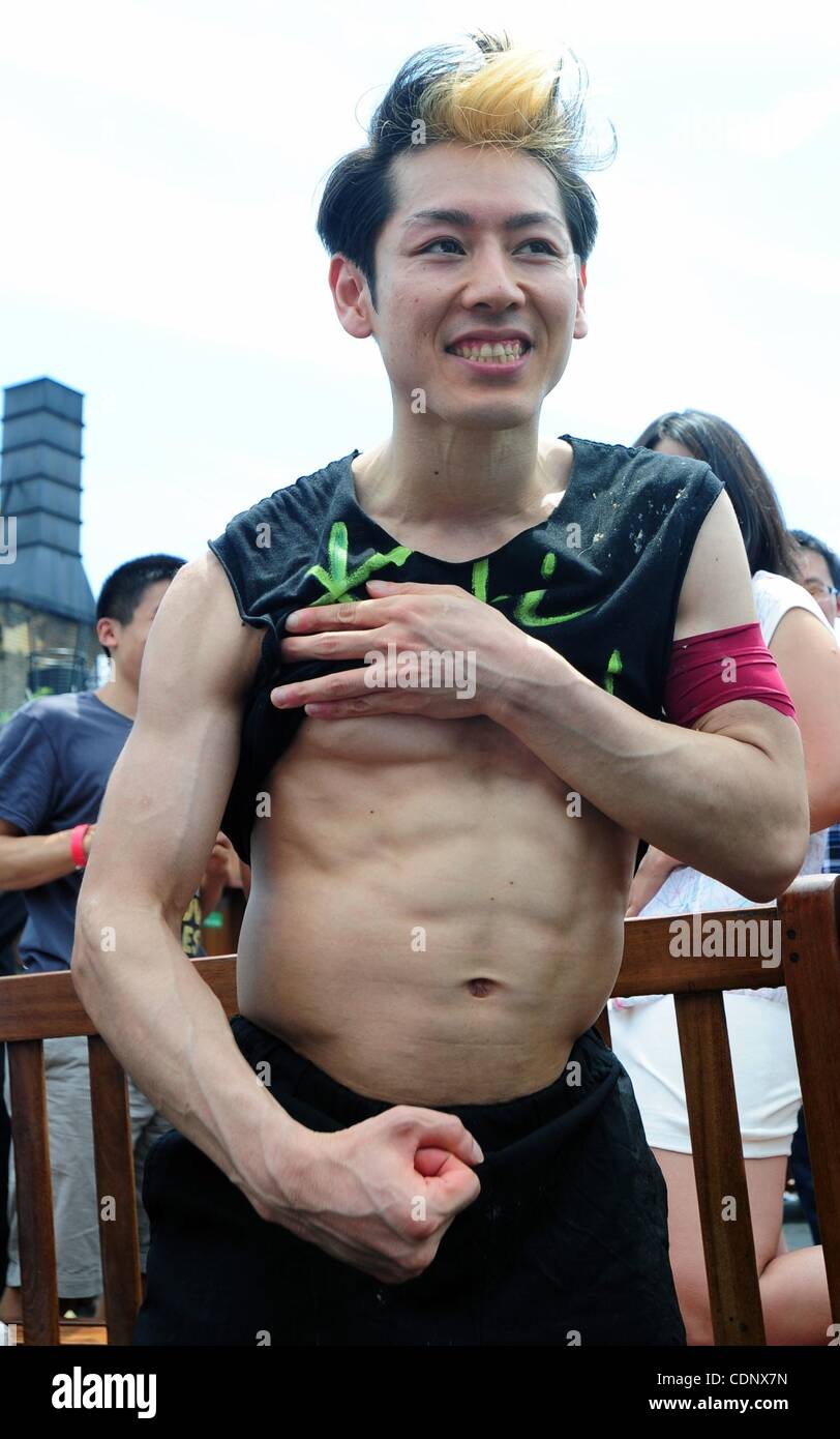 July 4 2011 Manhattan New York U S Japanese Hot Dog Eating Champion Takeru Kobayashi Eats 69 Nathan S Famous Frankfurters In 10 Minutes On The Roof Of 230 Fifth Competing Against