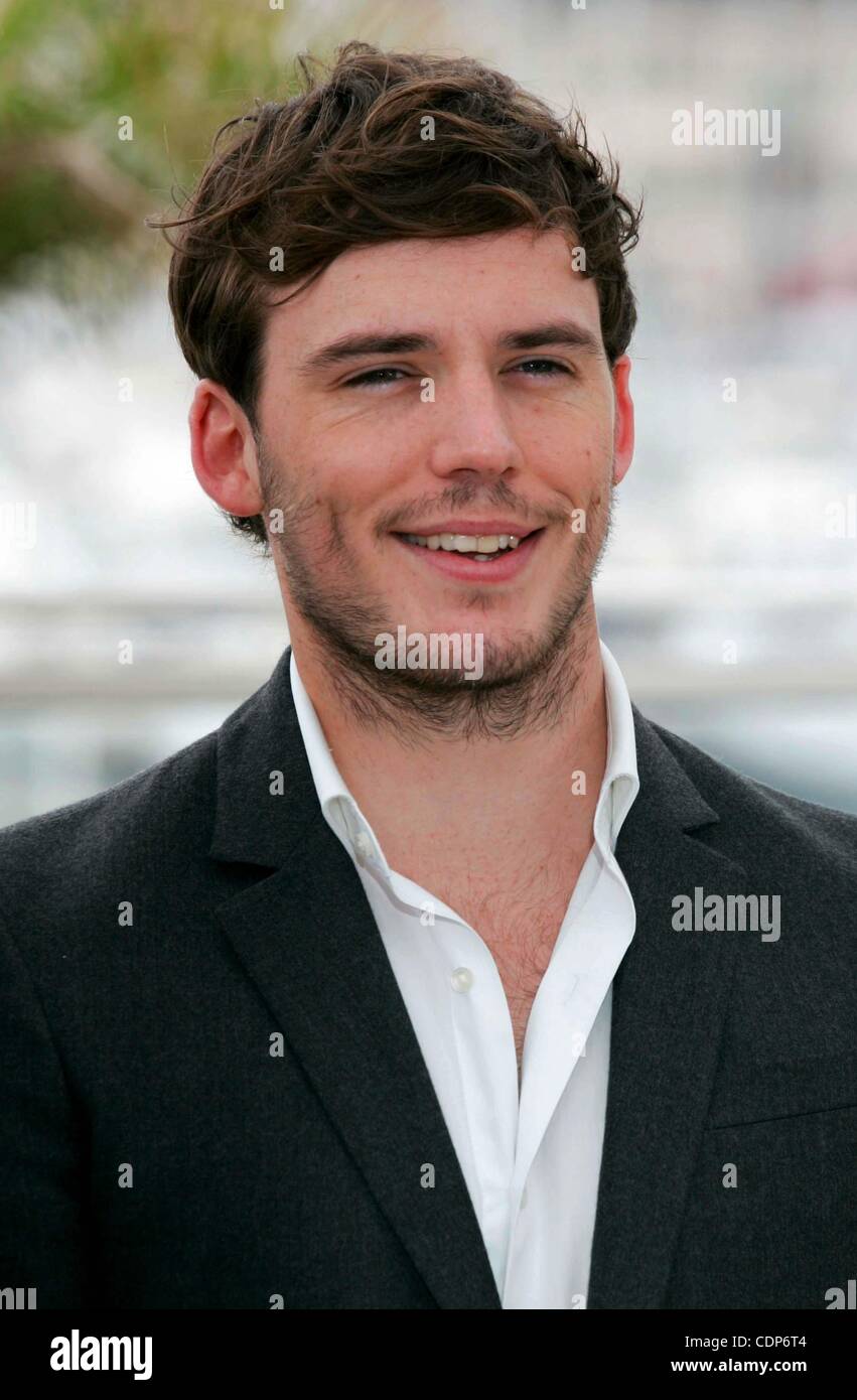 Sam claflin pirates caribbean on hires stock photography and images Alamy