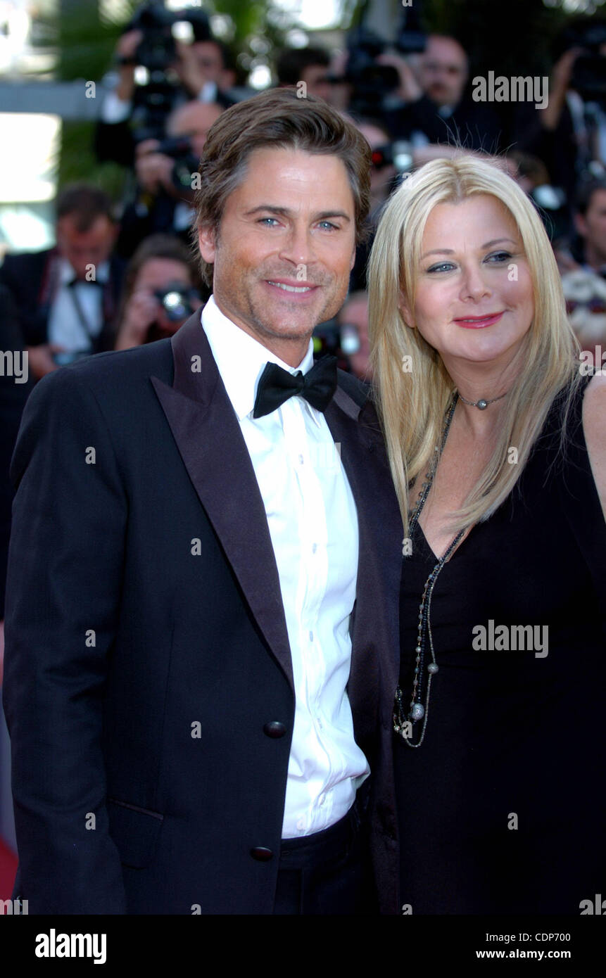 Actor Actor Rob Lowe and wife Sheryl Berkoff attend 'The Tree Of Life' Premiere during the... Stock Photo