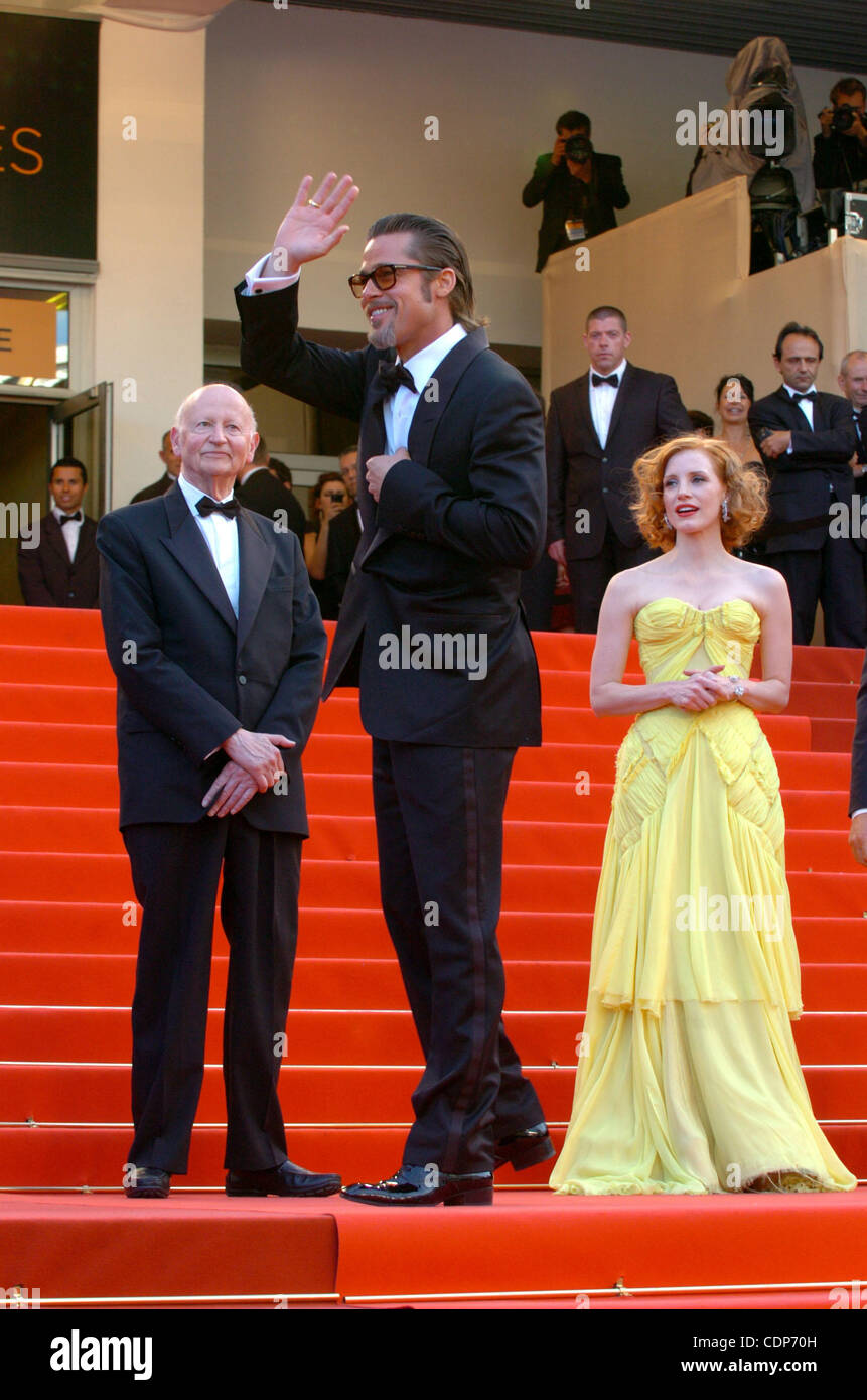 (L R) Brad Pitt, Jessica Chastain and Sean Penn attend "The Tree Of
