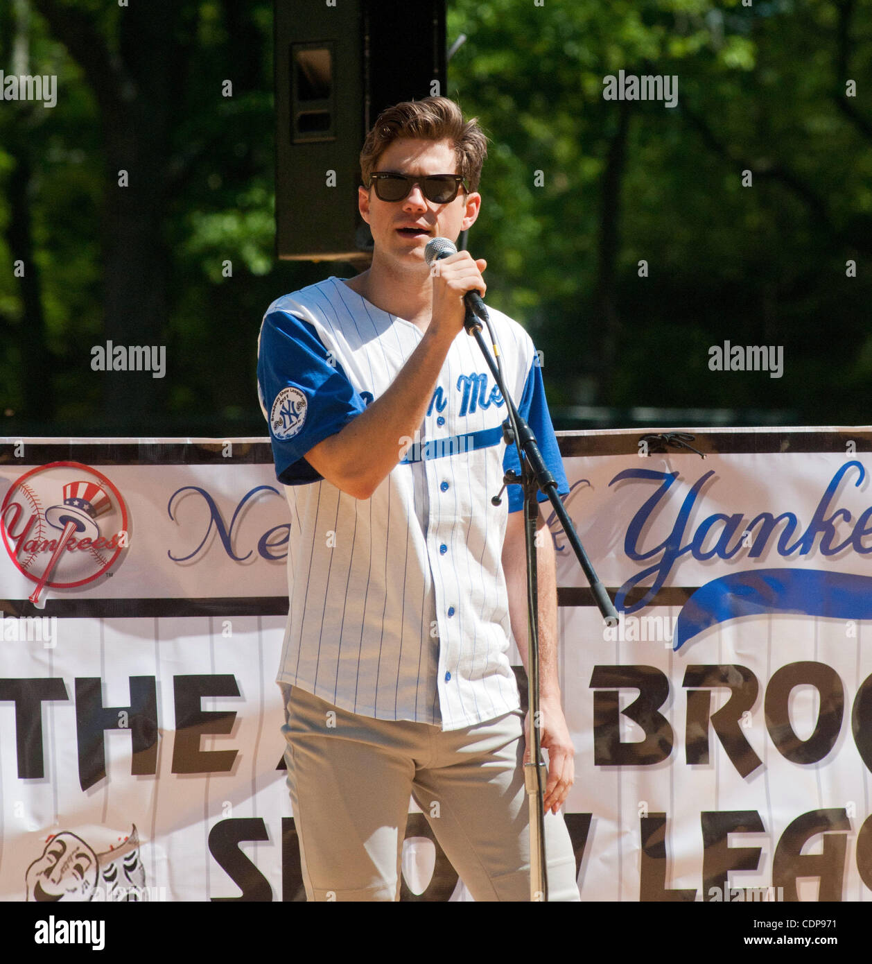 May 12, 2011 - New York City, New York, U.S. - AARON TVEIT (Catch Me If You Can) sings the National Anthem on opening day. The Broadway Show League kicks off its 57th softball season in Central Park on the Hecksher Ballfields. (Credit Image: &#169; Brooke Ismach/ZUMAPRESS.com) Stock Photo