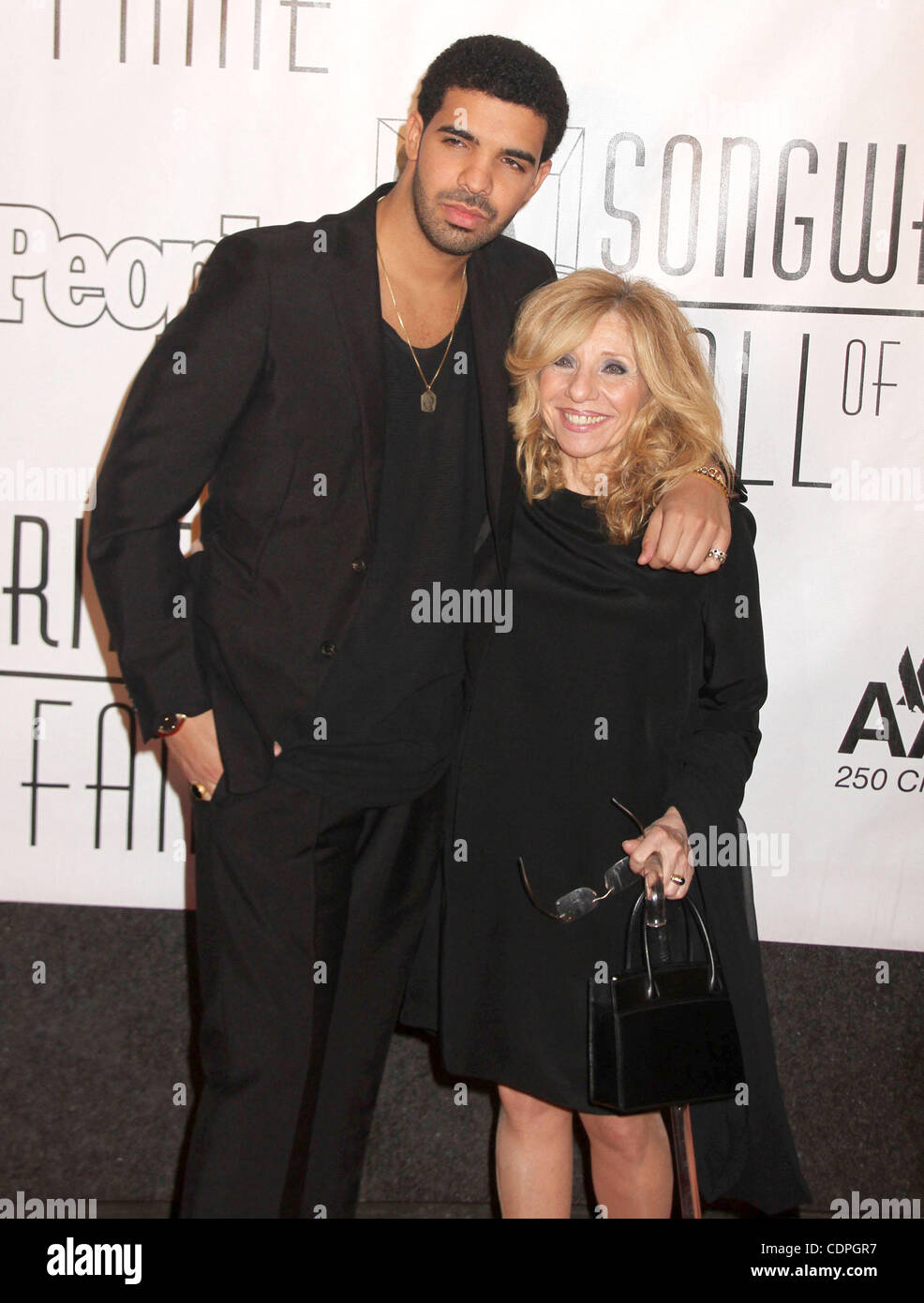 June 16, 2011 - New York, New York, U.S. - Hip hop artist DRAKE and his ...