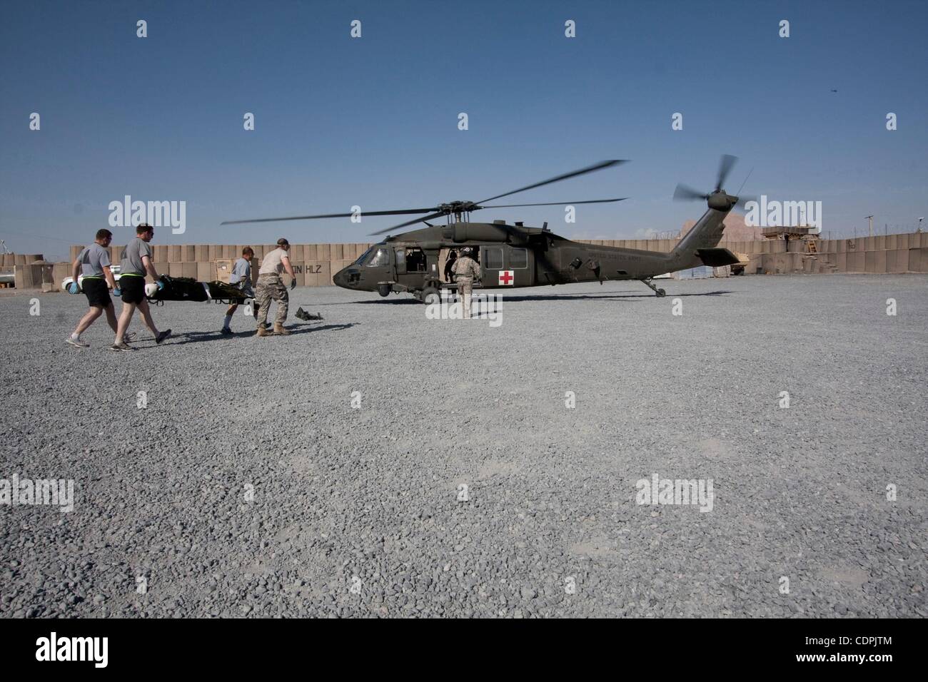 Medics afghanistan helicopter hi-res stock photography and images - Alamy