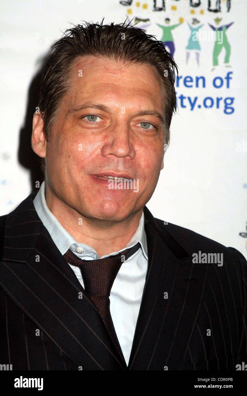 Holt mccallany hi-res stock photography and images - Alamy
