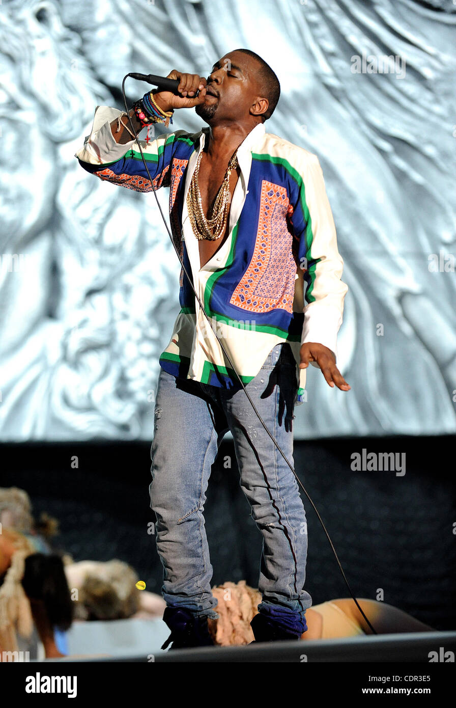 Rap artist kanye west hi-res stock photography and images - Alamy