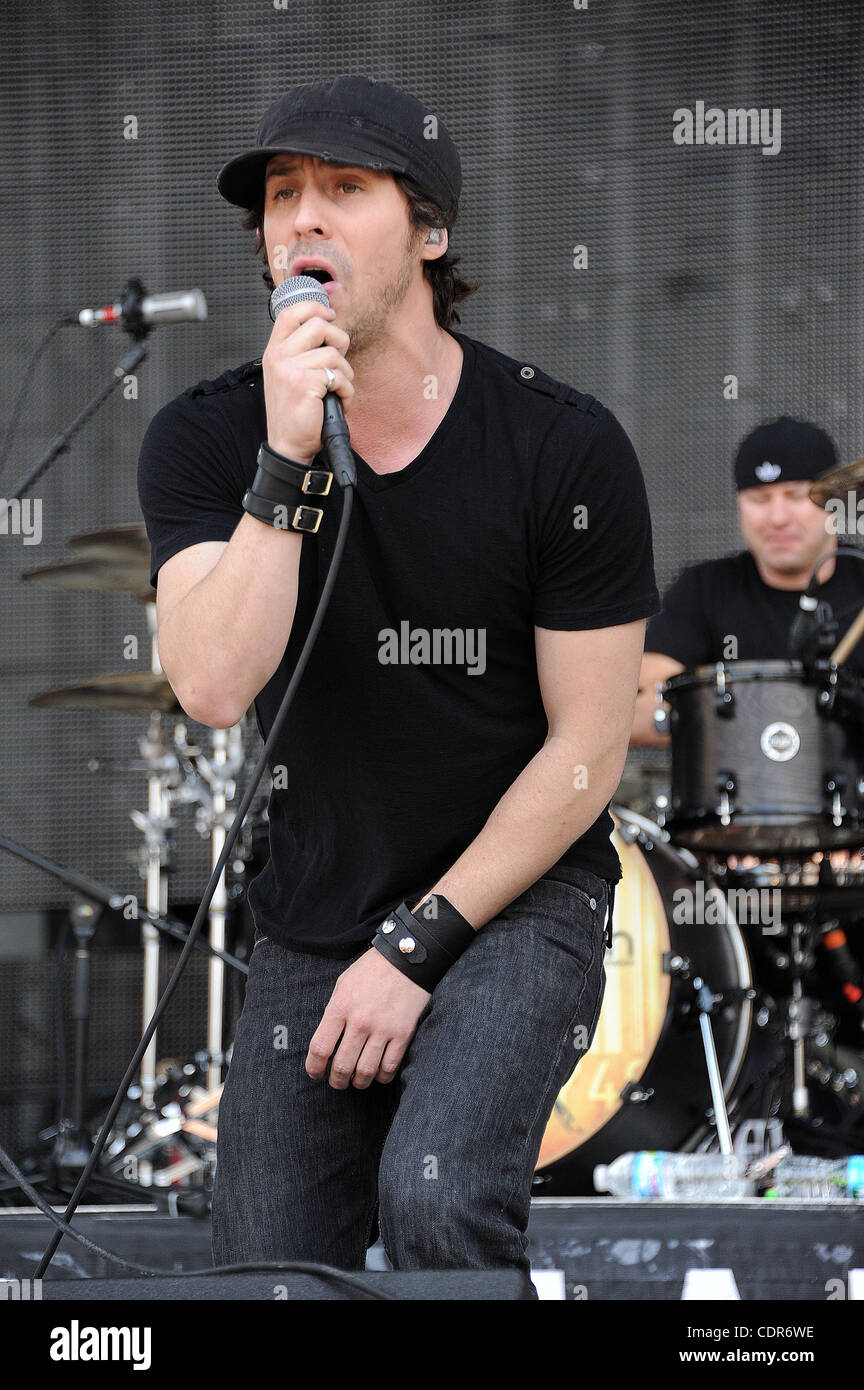 May. 22, 2011 - Columbus, Ohio; USA - Singer JESSE HASEK of the band 10