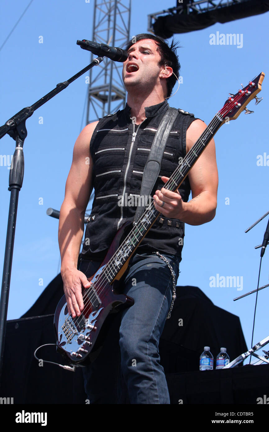 John Cooper of Skillet performs at Carolina Rebellion Stock Photo Alamy