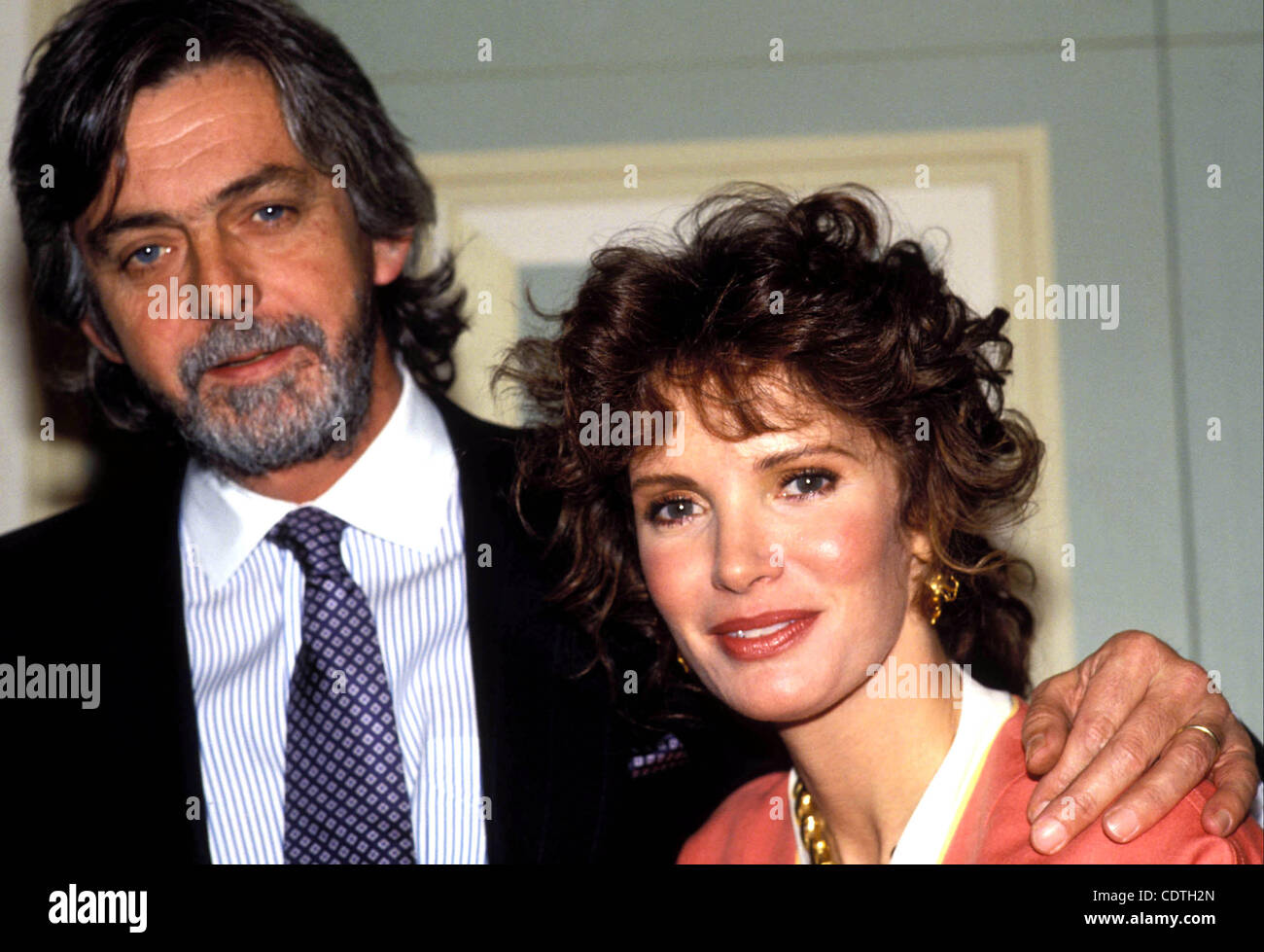 Jaclyn Smith's Instagram, Twitter & Facebook on IDCrawl