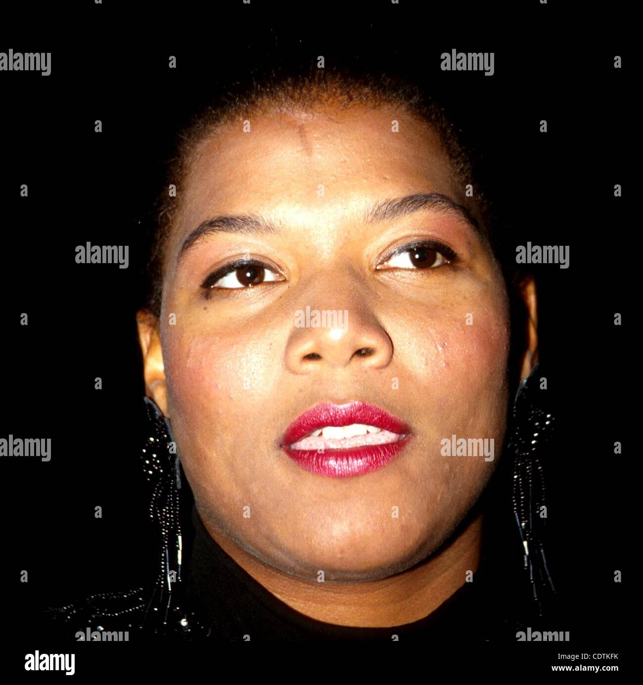 Queen latifah 1992 hi-res stock photography and images - Alamy, image size:1300x1385