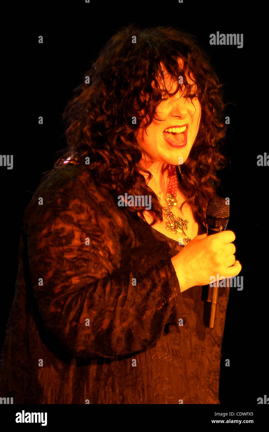 June 19, 2011 - Orange Beach, Alabama, U.S - Heart singer Ann Wilson ...