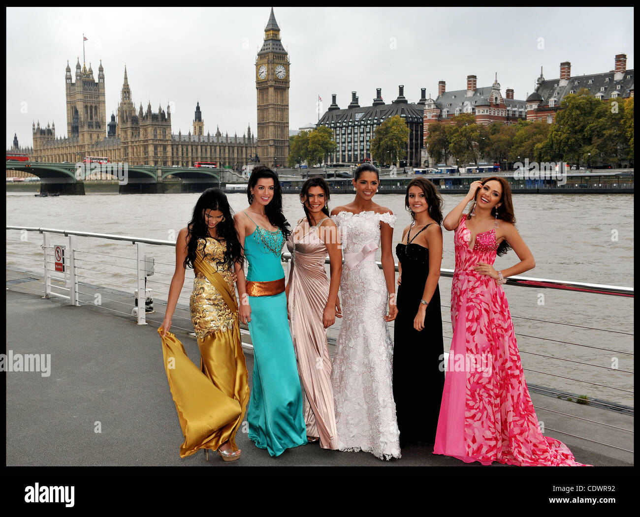 Oct. 31, 2011 - London, United Kingdom - Photocall at the London Eye for the 60th Birthday of the Miss World contest to be held on Sunday November 6th, 2011, at Earls Court, London, L TO R Miss Argentina,Miss Brazil,Miss Chile, Miss Venezuela,Miss Columbia  Monday October 31, 2011. Photo By Andrew P Stock Photo