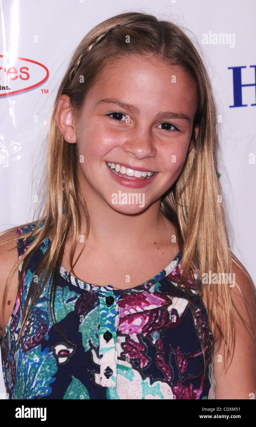Aug 14 2011 Hollywood California U S Kids Help Children Benefiting Choc Children S Hospital At The Change At The Anaheim Hilton Hotel In Anaheim Ca 8 14 11 2011 Taylar Hender Credit Image C Scott