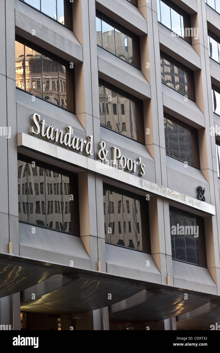 Standard and poors building hires stock photography and images Alamy