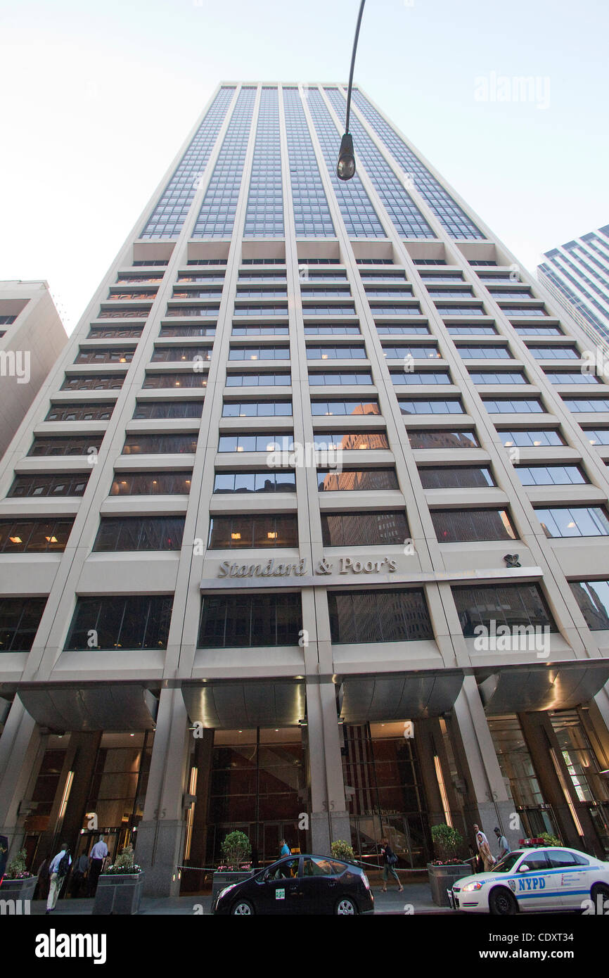 Standard and poor's hires stock photography and images Alamy
