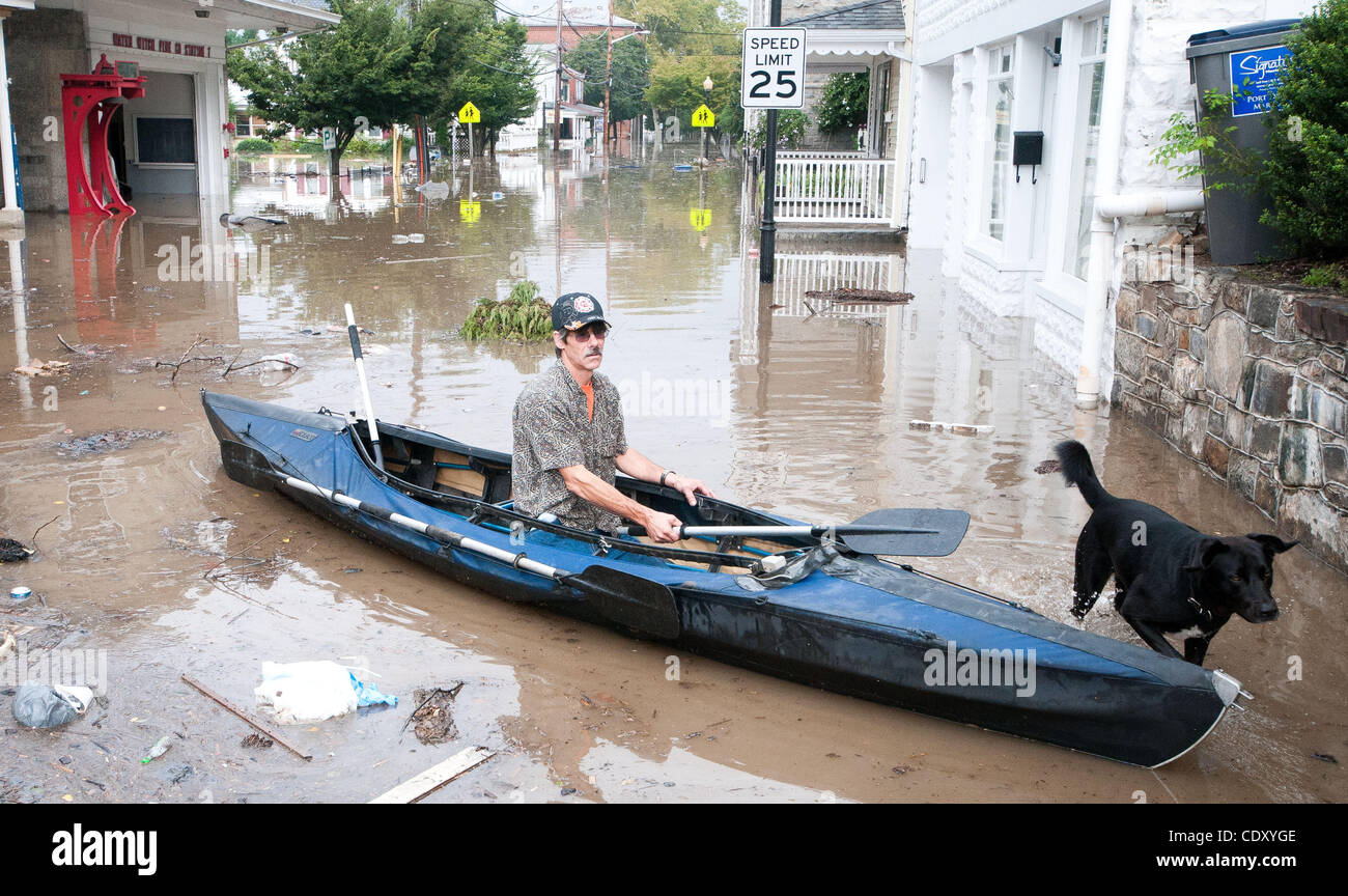 Sept. 9, 2011 Port Deposit, Maryland, U.S. Residents try to make