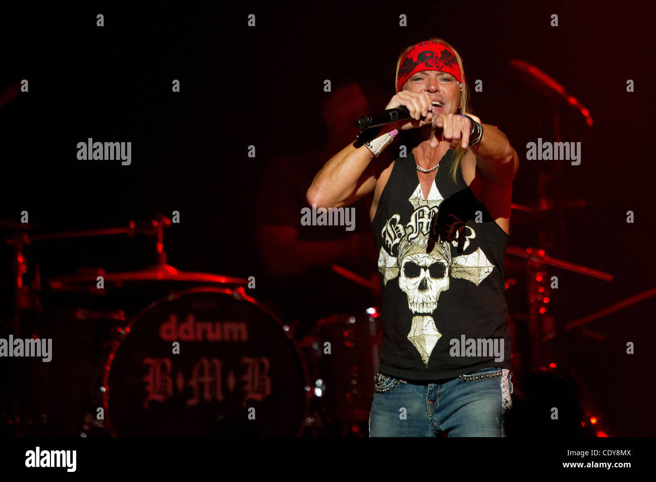 Bret Michaels (former lead singer of Poison) performing live at Rod
