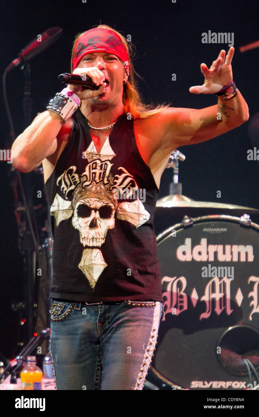 Bret Michaels (former lead singer of Poison) performing live at Rod