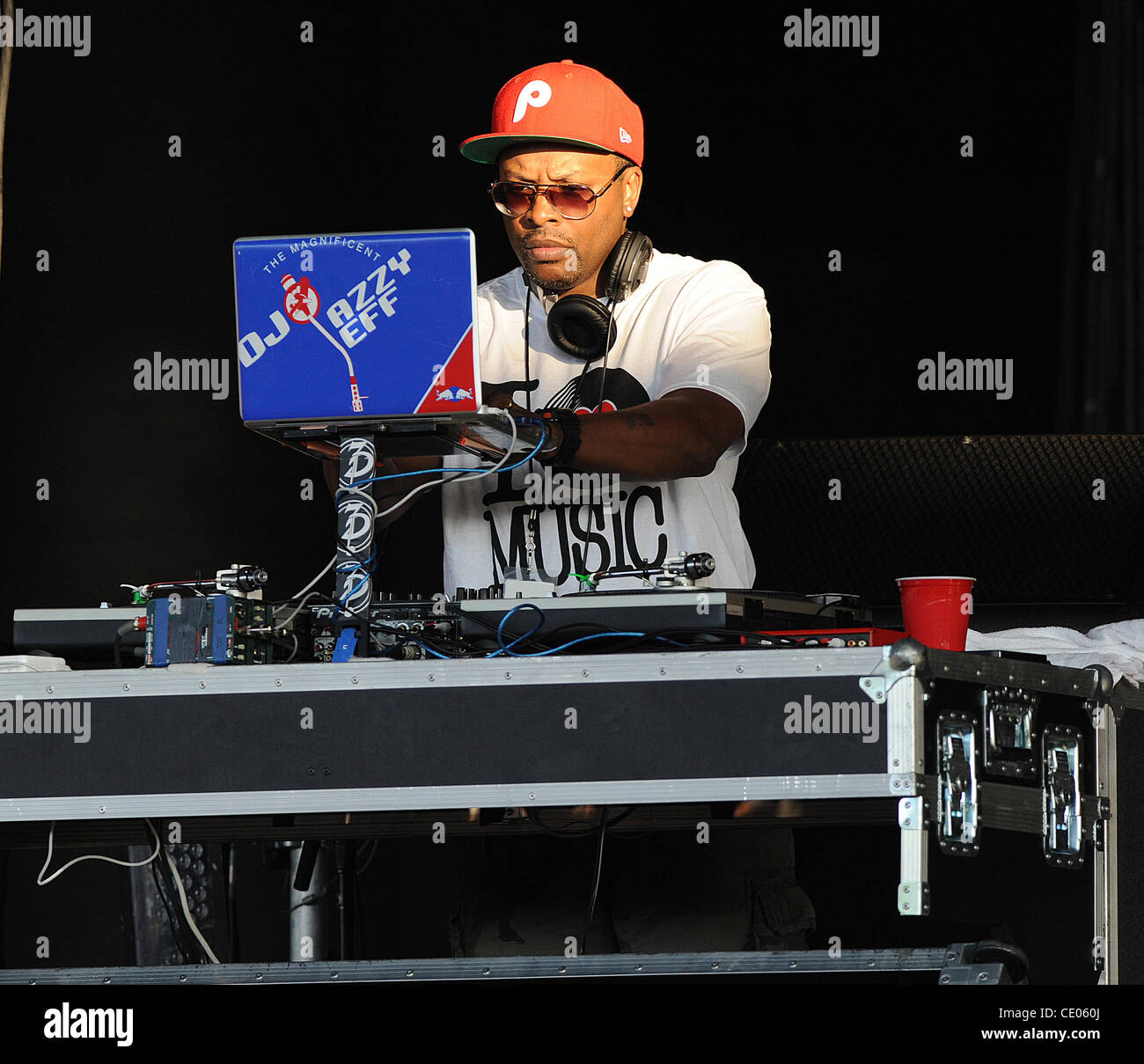 Disc jokey hires stock photography and images Alamy