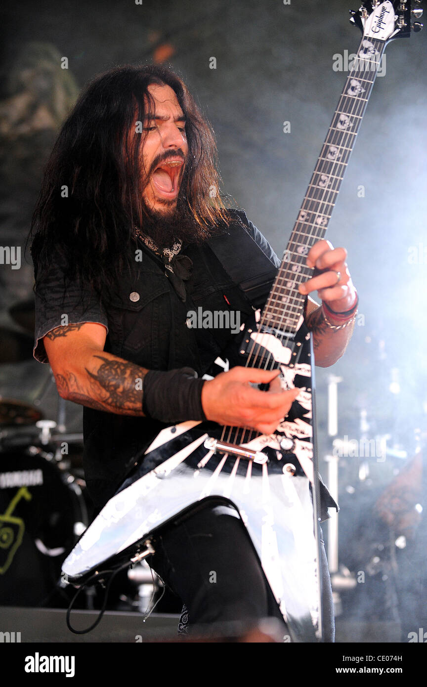 Aug 2, 2011 - Raleigh, North Carolina; USA -Singer ROBB FLYNN of the ...