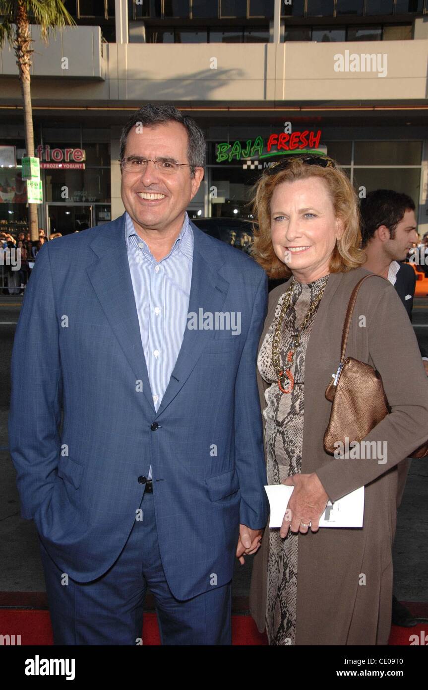 July 28, 2011 - Hollywood, California, U.S. - Peter Chernin during the premiere of the new movie from 20th Century Fox RISE OF THE PLANET OF THE APES, held at Grauman's Chinese Theatre, on July 28, 2011, in Los Angeles..  2011(Credit Image: © Michael Germana/Globe Photos/ZUMAPRESS.com) Stock Photo