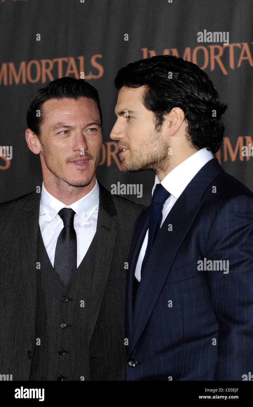 Luke evans and henry cavill hires stock photography and images Alamy